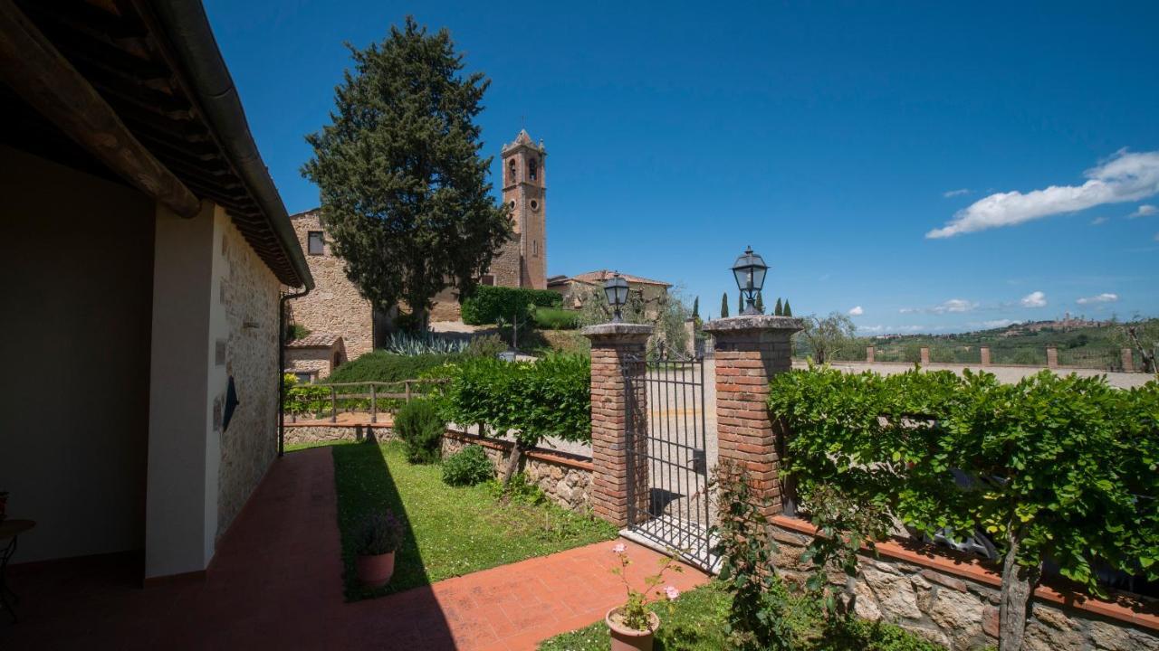 סן ג'ימיניאנו Agriturismo Castello Di Montauto מראה חיצוני תמונה