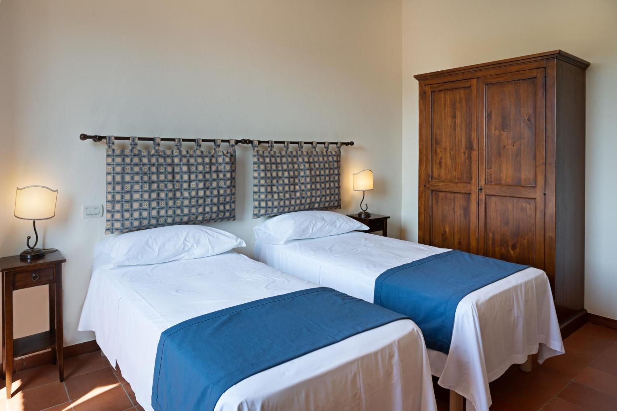 סן ג'ימיניאנו Agriturismo Castello Di Montauto מראה חיצוני תמונה